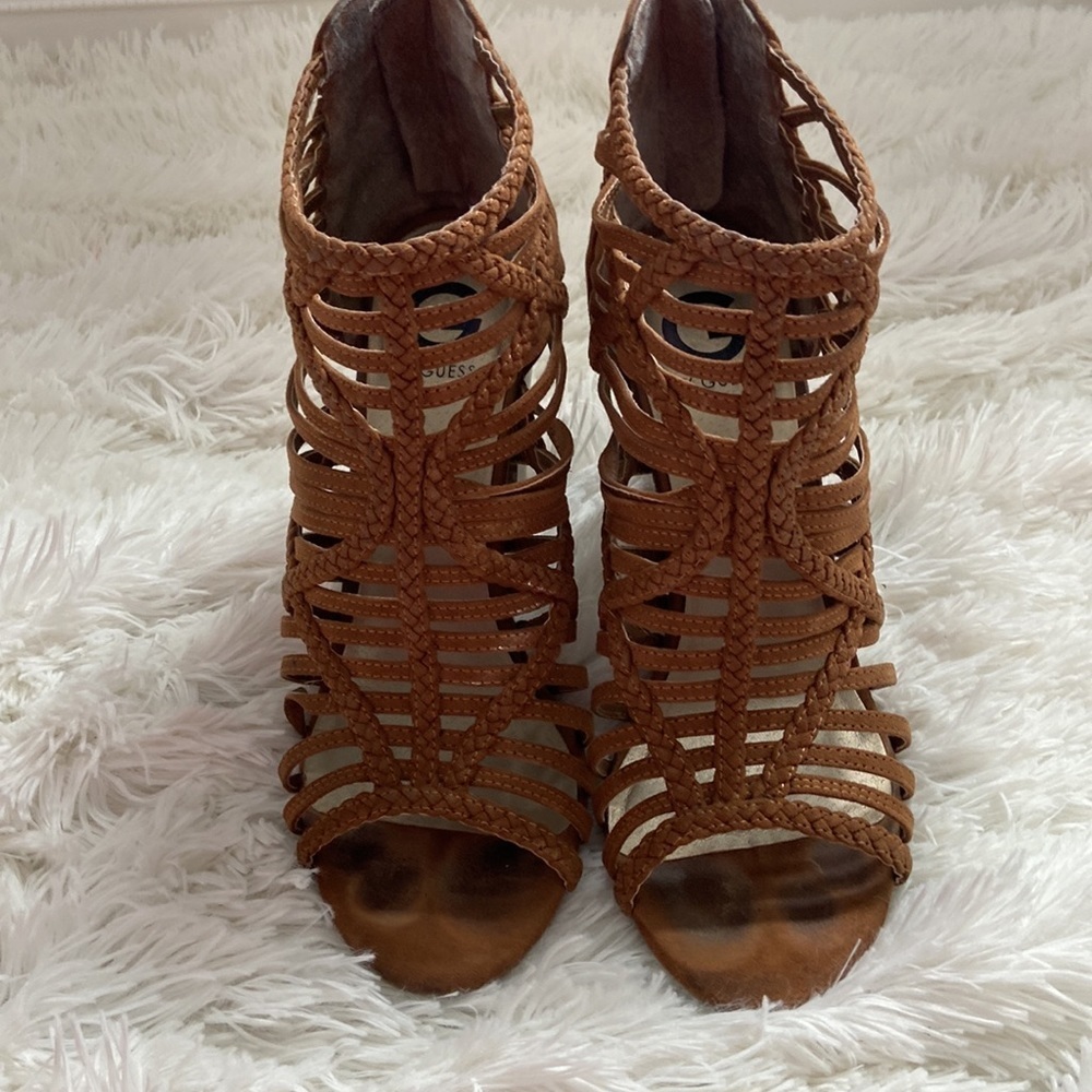 By Guess Jelus Caged Women's 10m Cognac Zip Back Block Heel